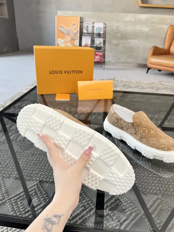 Louis Vuitton Shoe 